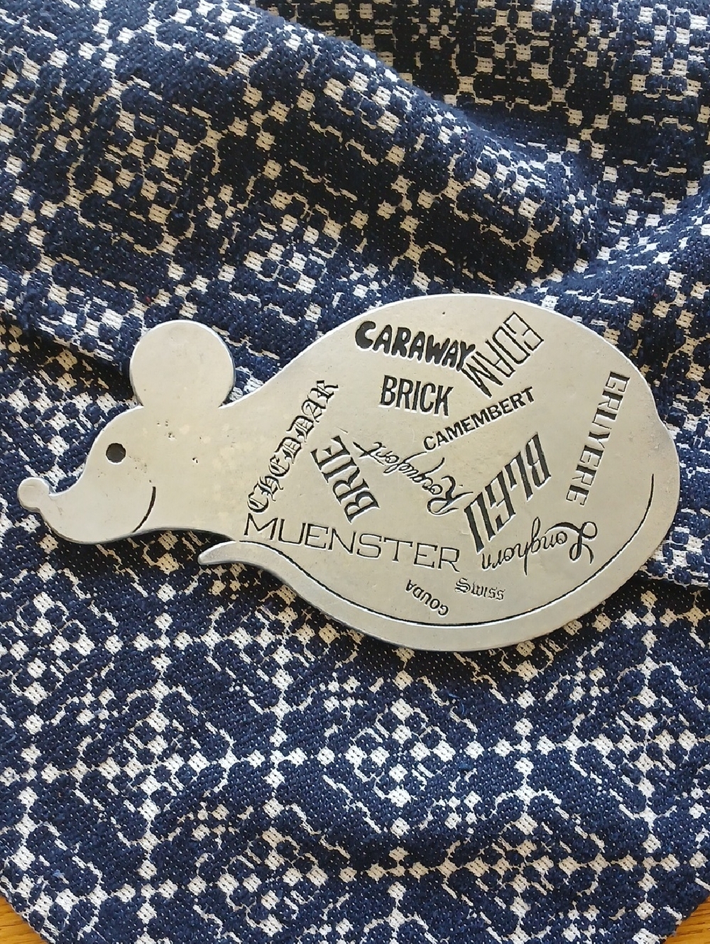 VTG Metal Mouse Cheese Tray 1975